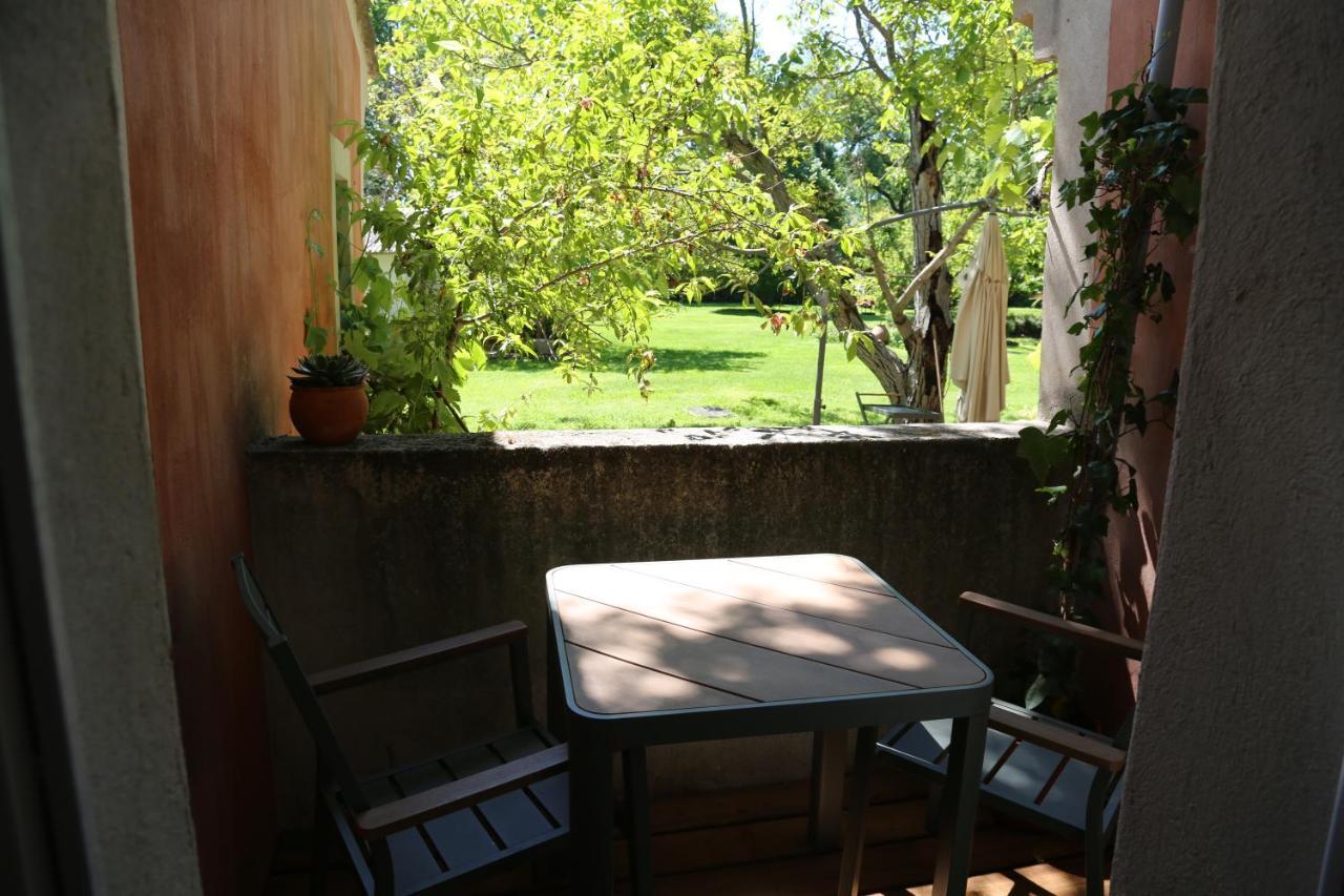 Le Pavillon Vert - B&B Vedène Kültér fotó
